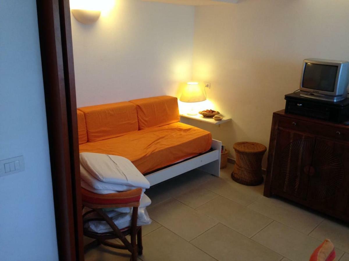 Casa Vacanza La Terrazza Panoramica A 200 Mt Dal Mare ซิมิอุส ภายนอก รูปภาพ